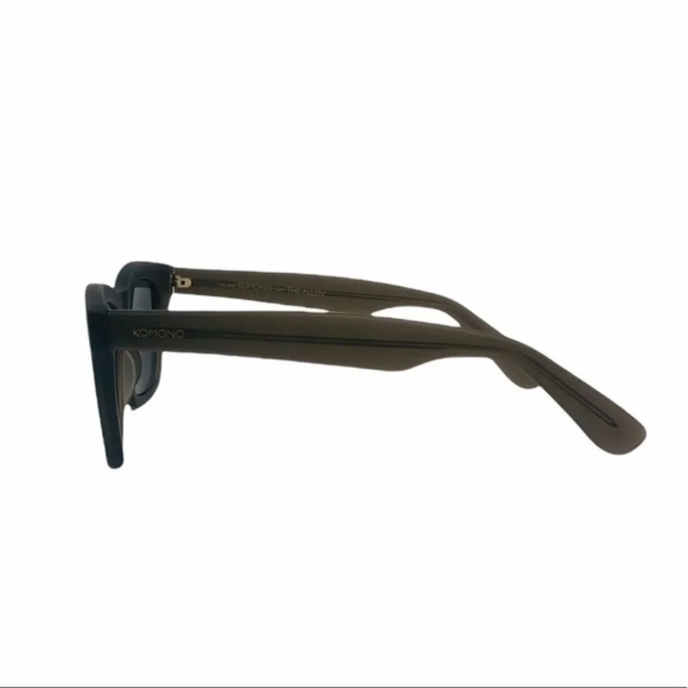 KOMONO Allen Frost Gray Sunglasses NEW NWT wayfarer